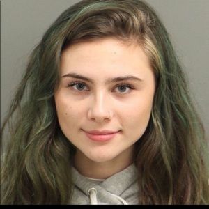 Meet your Posher, Ally